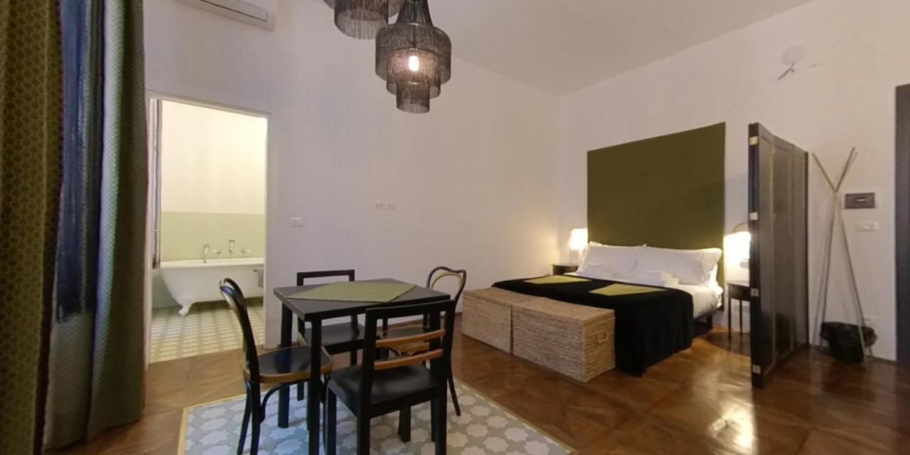 Dada Aparthotel Trieste Bagian luar foto
