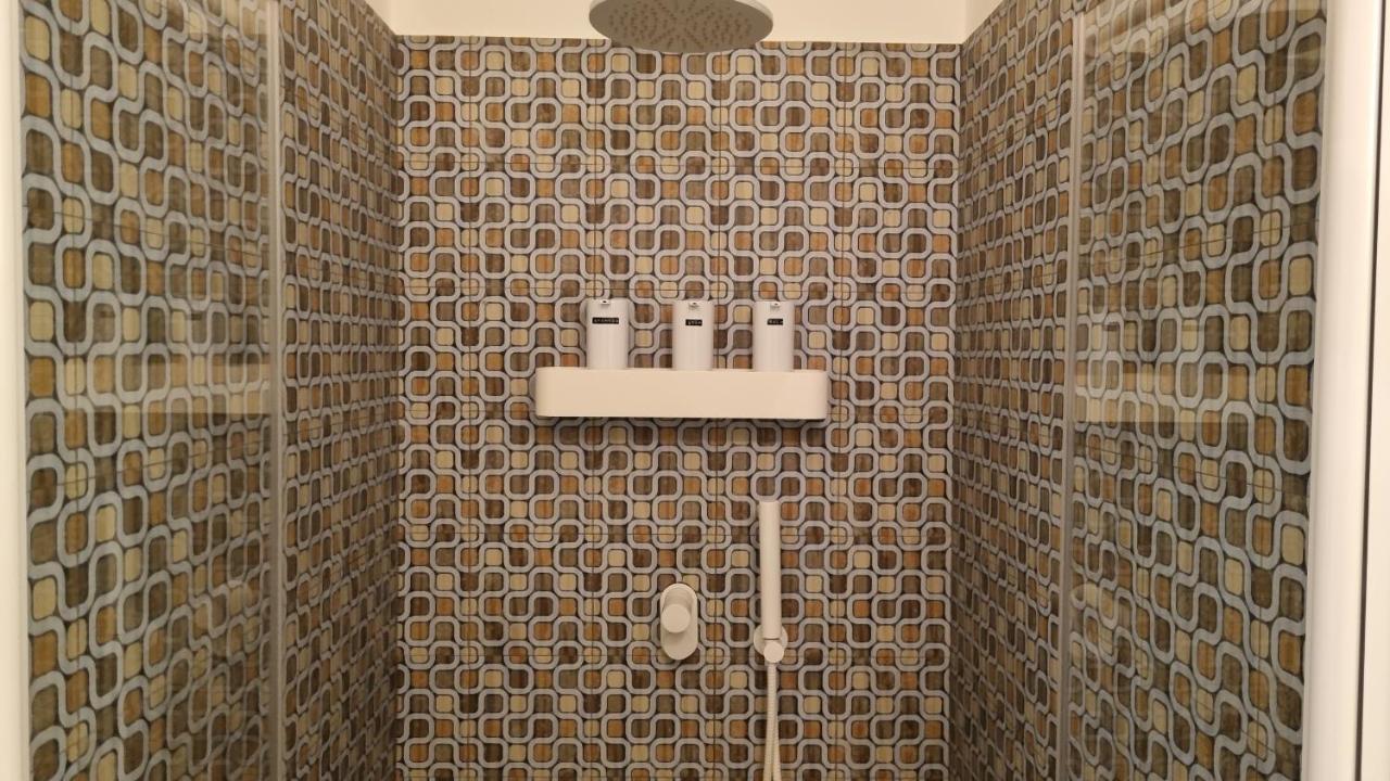 Dada Aparthotel Trieste Bagian luar foto