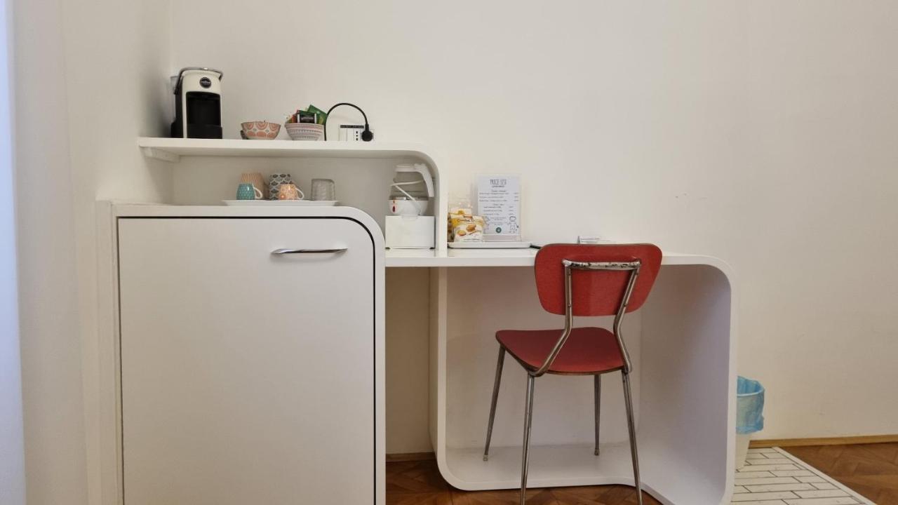 Dada Aparthotel Trieste Bagian luar foto