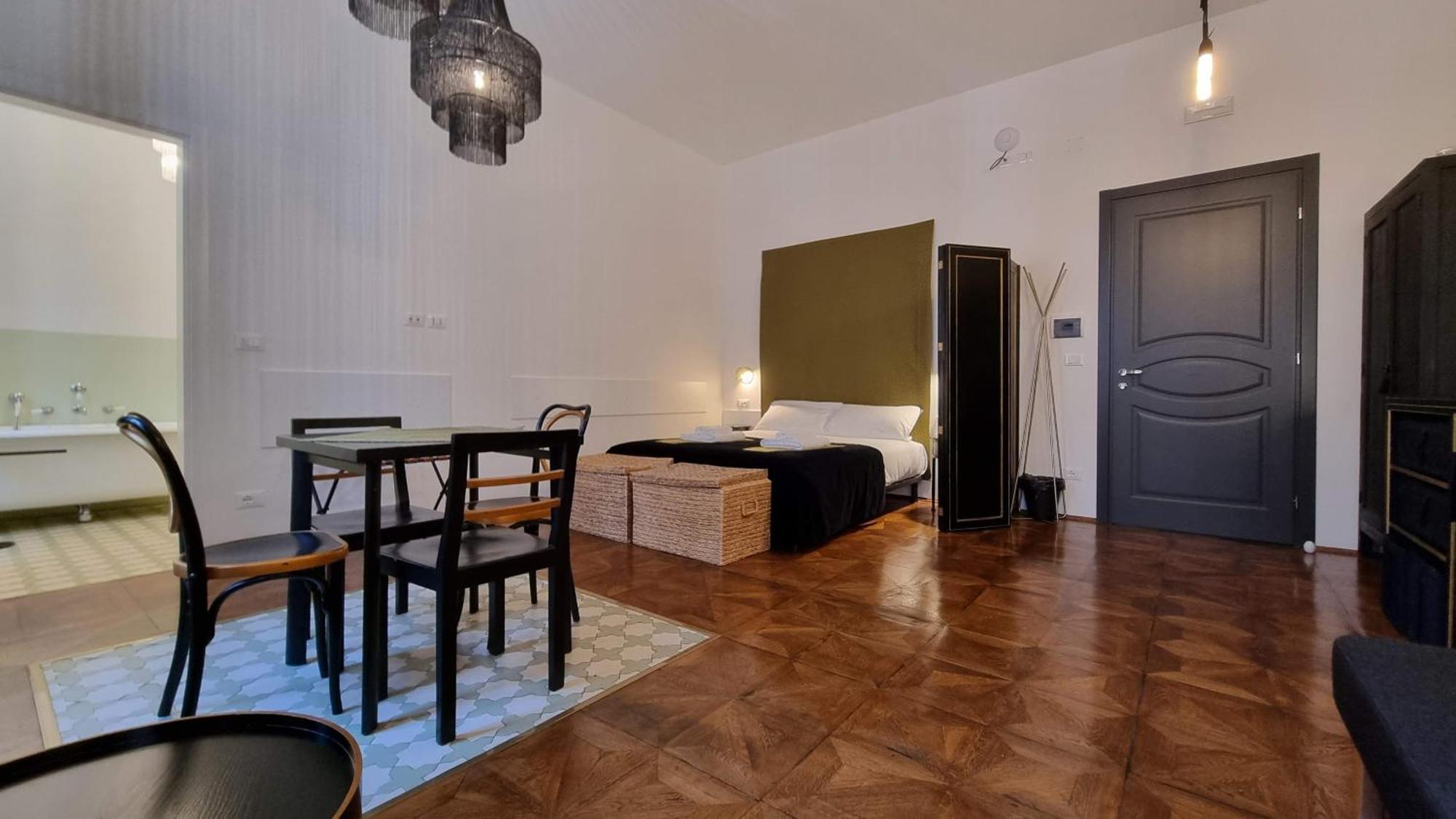 Dada Aparthotel Trieste Bagian luar foto